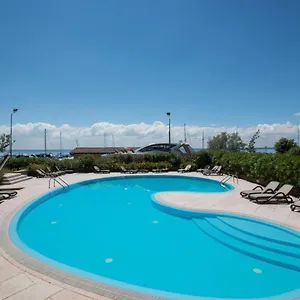  Apartment La Cascata With Pool By Wonderful Italy