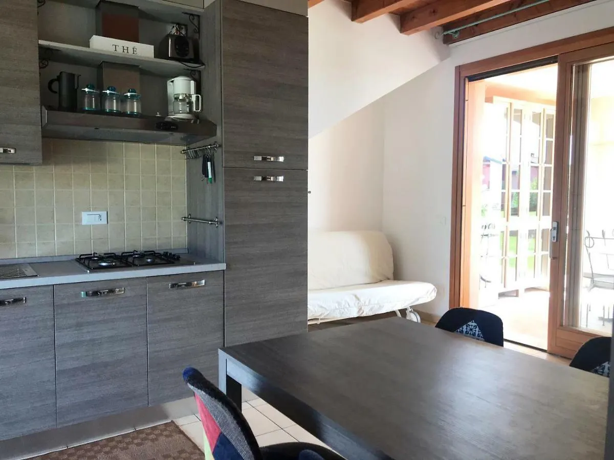 Luxury Residence The Artist With Pool Manerba del Garda Apartment